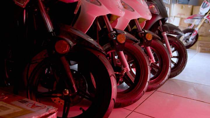 Vendeur de cyclomoteurs neufs La Réunion